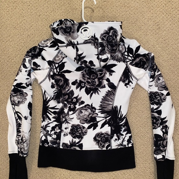 Lululemon Zip-Up Floral Scuba Hoodie - Picture 2 of 4